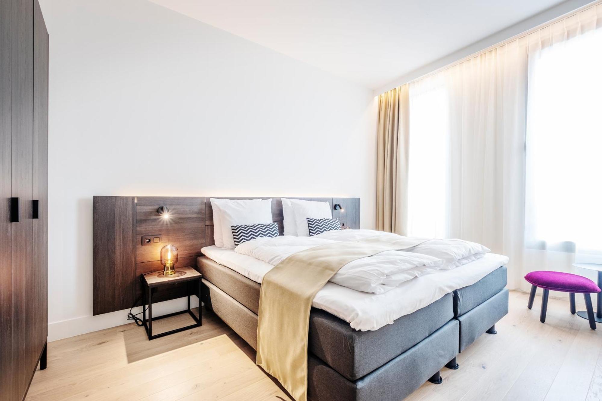 Corsendonk Turnova Hotel เทิร์นเฮาท์ ภายนอก รูปภาพ