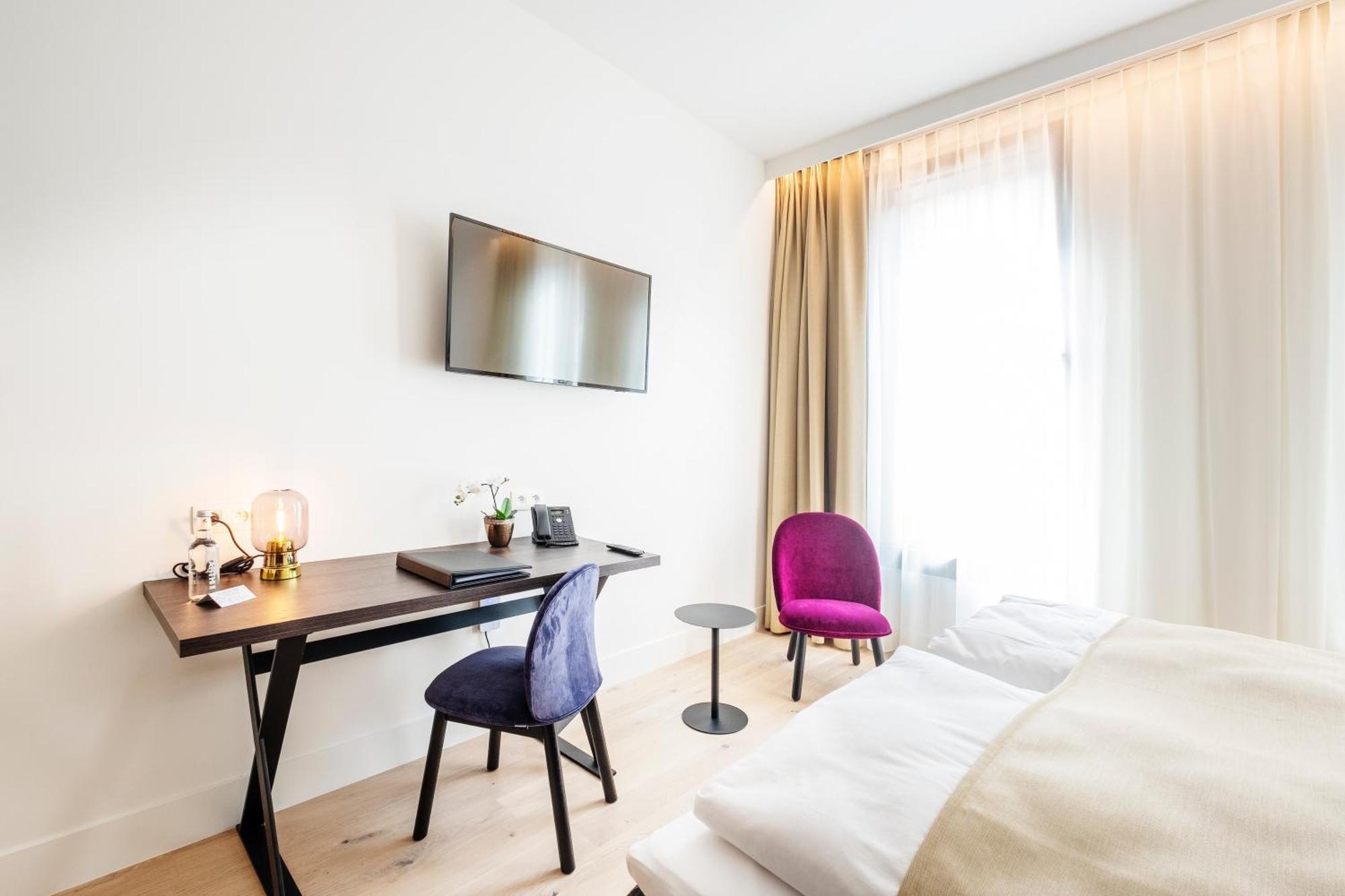 Corsendonk Turnova Hotel เทิร์นเฮาท์ ภายนอก รูปภาพ