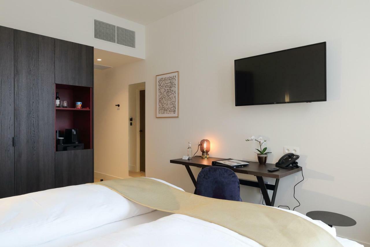 Corsendonk Turnova Hotel เทิร์นเฮาท์ ภายนอก รูปภาพ
