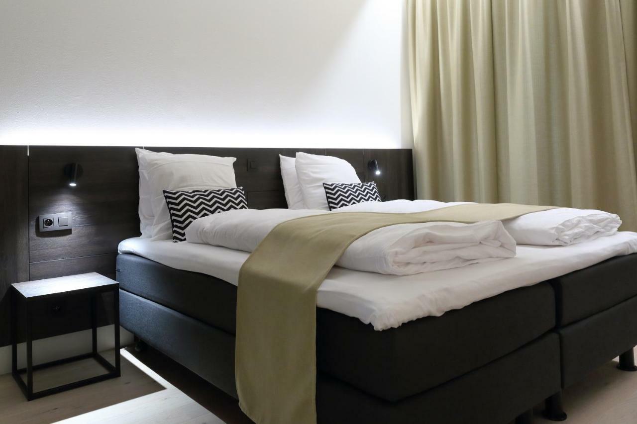 Corsendonk Turnova Hotel เทิร์นเฮาท์ ภายนอก รูปภาพ