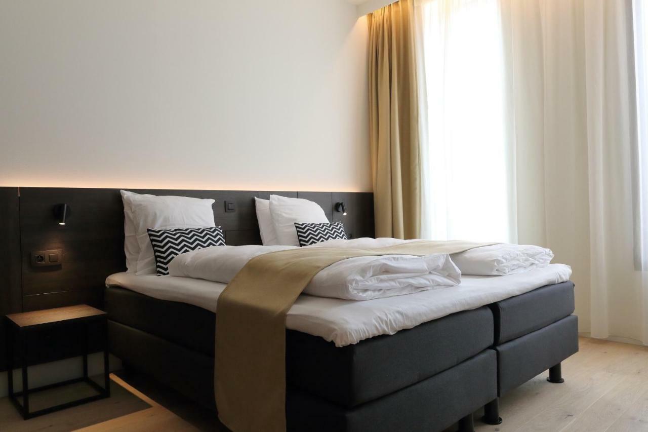 Corsendonk Turnova Hotel เทิร์นเฮาท์ ภายนอก รูปภาพ